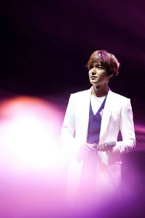 Lee Min Ho Kembali Gelar Fanmeeting Global