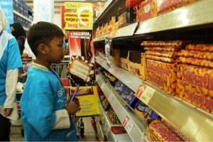 Seru! Anak-anak Yatim dan Dhuafa Berbelanja Gratis di Carrefour