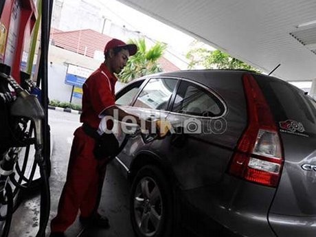 Mitos Menghemat BBM, Mobil Murah Nissan dan Adik CR-V