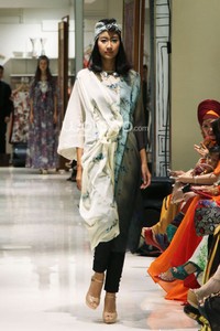 Mel Ahyar Trunk Show 2014. Galeries Lafayette at Pasific Pleace. Jakarta. [Foto: Mohammad Abduh/Wolipop]