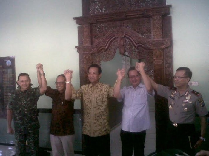 Sultan HB Kumpulkan Timses Capres Tingkat DIY dan Minta Warga Tenang