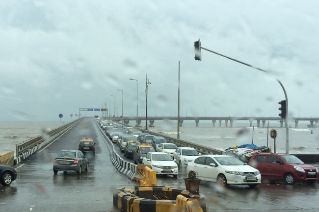 Seperti Bali, Mumbai Juga Punya Tol di Atas Laut