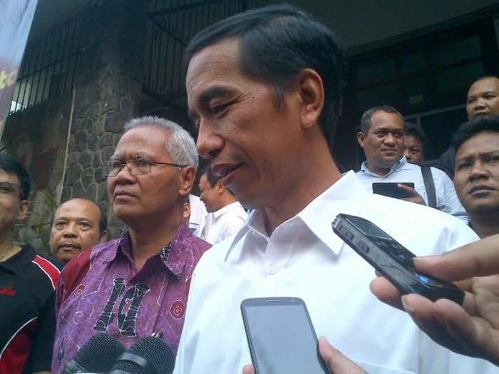 Tiba di Rumah Mega, Jokowi Jalan Terburu-buru