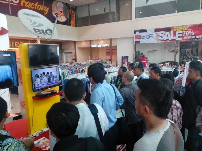 Saksi Prabowo Subianto Walk Out, Pengunjung Mal: Kok Gitu?