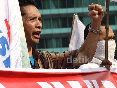 Buruh Demo Soal Pilpres di Bundaran HI