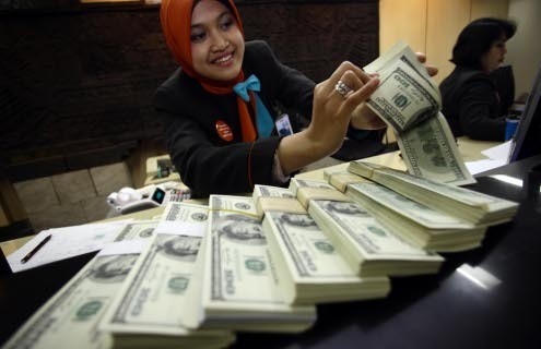 Analis Ini Prediksi Dolar Keok ke Rp 10.800 Bila Jokowi Menang Pemilu