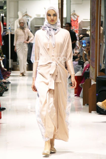 Ria Miranda Trunk Show 2014. Galeries Lafayette at Pasific Pleace. Jakarta. [Foto: Mohammad Abduh/Wolipop]
