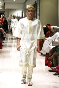 Dian Pelangi Trunk Show 2014 Galeries Lafayette at Pasific Pleace. jakarta. [Foto: Mohammad Abduh/Wolipop]