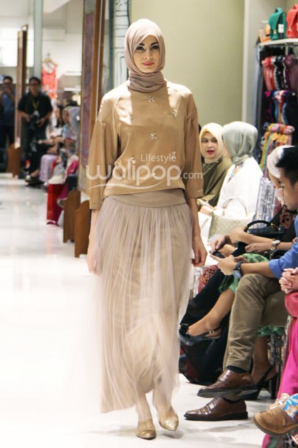 Ria Miranda Trunk Show 2014. Galeries Lafayette at Pasific Pleace. Jakarta. [Foto: Mohammad Abduh/Wolipop]