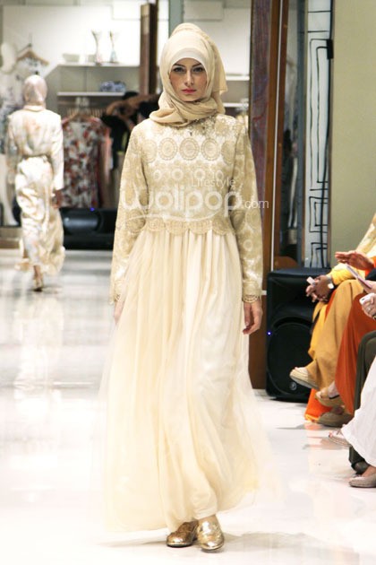 Ria Miranda Trunk Show 2014. Galeries Lafayette at Pasific Pleace. Jakarta. [Foto: Mohammad Abduh/Wolipop]