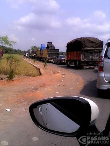 Macet Parah di Jalur Alternatif Comal, Berikut Penampakannya Siang ini