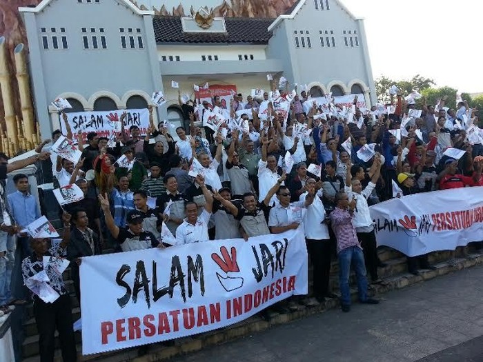 Pendukung Jokowi-JK Makassar Rayakan Kemenangan di Monumen Mandala