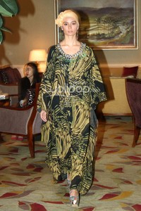 Moroccan Silhouette by Ina Thomas Grace Of Kaftan at Lobby Lounge Shangri-La Hotel. Jakarta Pusat. [Foto: Mohammad Abduh/Wolipop]