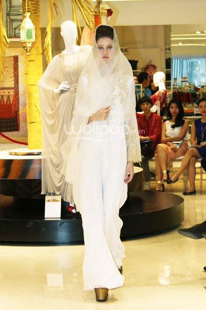 Biyan Trunk Show 2014. Galeries Lafayette at Pasific Pleace. Jakarta. [Foto: Mohammad Abduh/Wolipop]