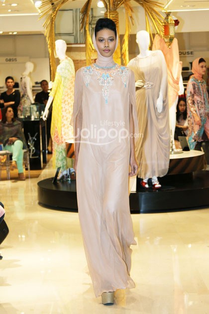 Biyan Trunk Show 2014. Galeries Lafayette at Pasific Pleace. Jakarta. [Foto: Mohammad Abduh/Wolipop]