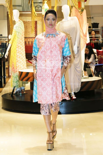 Biyan Trunk Show 2014. Galeries Lafayette at Pasific Pleace. Jakarta. [Foto: Mohammad Abduh/Wolipop]