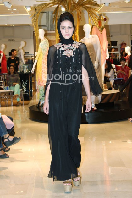 Biyan Trunk Show 2014. Galeries Lafayette at Pasific Pleace. Jakarta. [Foto: Mohammad Abduh/Wolipop]
