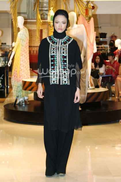 Biyan Trunk Show 2014. Galeries Lafayette at Pasific Pleace. Jakarta. [Foto: Mohammad Abduh/Wolipop]