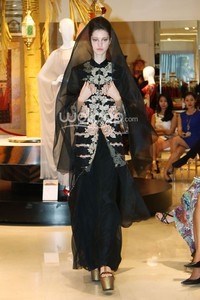 Biyan Trunk Show 2014. Galeries Lafayette at Pasific Pleace. Jakarta. [Foto: Mohammad Abduh/Wolipop]