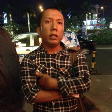 Dijebak Zaskia Mecca, Pemalsu Akun Facebook Hanung Bramantyo Ditangkap