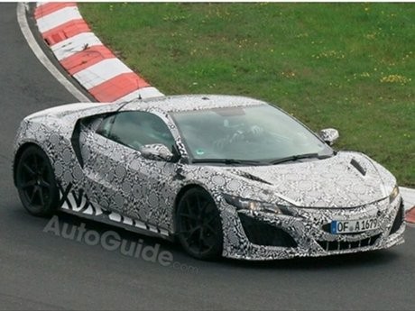 Mobil Super Honda Mulai Dites di Sirkuit