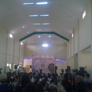 Gedung Rumah Sakit Ini Disulap Jadi Pusat Produk Pertanian