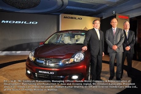 Mobilio Fenomenal di India