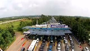 Pantauan Udara H-3 Jelang Lebaran, Tol Cikopo Macet