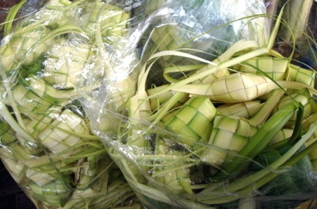 Mau Belanja Kulit Ketupat? Perhatikan 5 Hal Ini