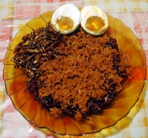 Songkolo Bagadang, Ketan Hitam yang Gurih dari Makassar