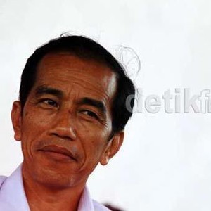 Jokowi, Berani Revolusi Industri Telekomunikasi?