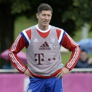 Guardiola Sadar Lewandowski Butuh Waktu untuk Beradaptasi