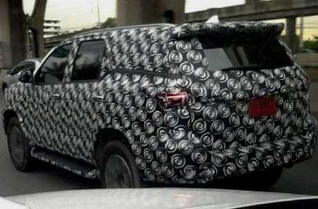 Toyota Fortuner Anyar Tertangkap Kamera