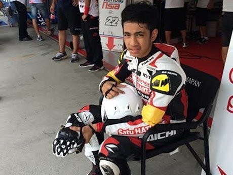 Andi Gilang Terjatuh, Astra Honda Kurang Beruntung
