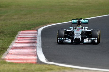 Hamilton Sial Lagi, Rosberg Rebut Pole