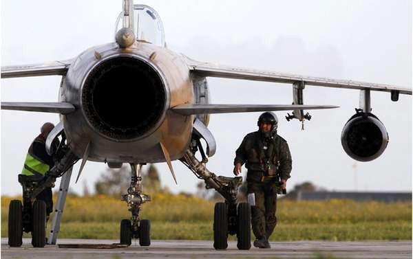 Jet Tempur Rusia Jatuh Saat Latihan, 1 Orang Tewas