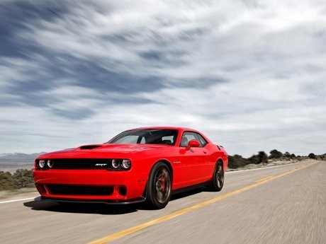 Dodge Challenger Terbaru Punya 4 Pilihan Mesin