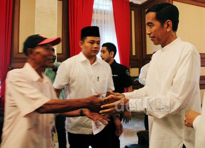 Jokowi Gelar Open House