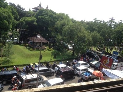 Kemacetan Hantui Kawasan TMII