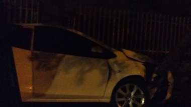 Mobil Tabrak Pohon di Tangerang