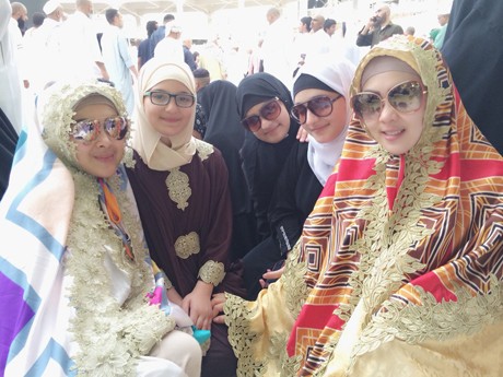 Lebaran di Mekkah, Syahrini Rasakan Kebahagiaan yang Luar Biasa