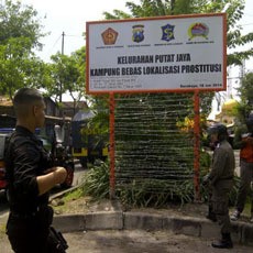 Buntut Rusuh di Dolly, Polisi Diadukan ke Komnas HAM