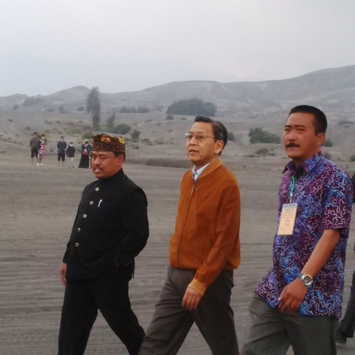 Ketika Wapres Boediono Terpesona Keindahan Gunung Bromo