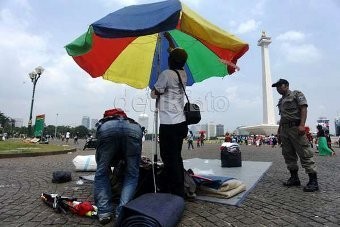 Petugas Keamanan UPT Monas Bantah Sengaja Membiarkan PKL Masuk