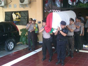 Urai Kemacetan Lalin, Seorang Polantas Tewas Ditabrak Pemudik Mabuk