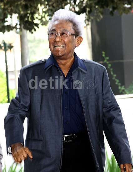 Adnan Buyung Nasution Hadiri Pertemuan Konsolidasi KPU dan KPUD