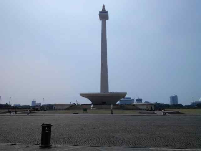 PKL Liar dan Wahana Permainan Dirazia, Kini Monas Lebih Bersih dan Rapi