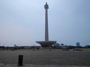 PKL Liar dan Wahana Permainan Dirazia, Kini Monas Lebih Bersih dan Rapi
