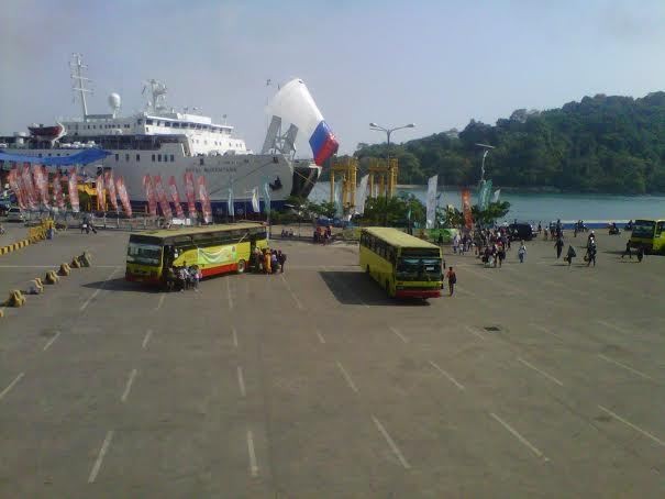 Bus Feeder Gratis Terminal-Pelabuhan di Merak Sepi Peminat