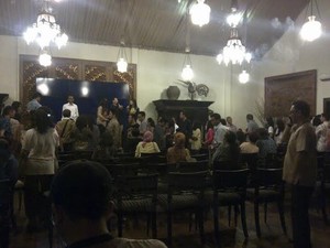 Para Artis Antre Foto Bersama Jokowi di Halal Bihalal